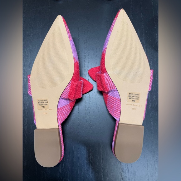 Ann Taylor Vibrant Pink and Red pointed toe Mules new - Picture 5 of 6